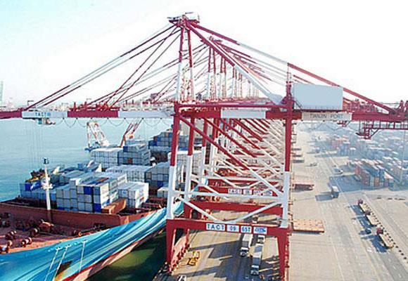 Куаисиде контејнерски кран